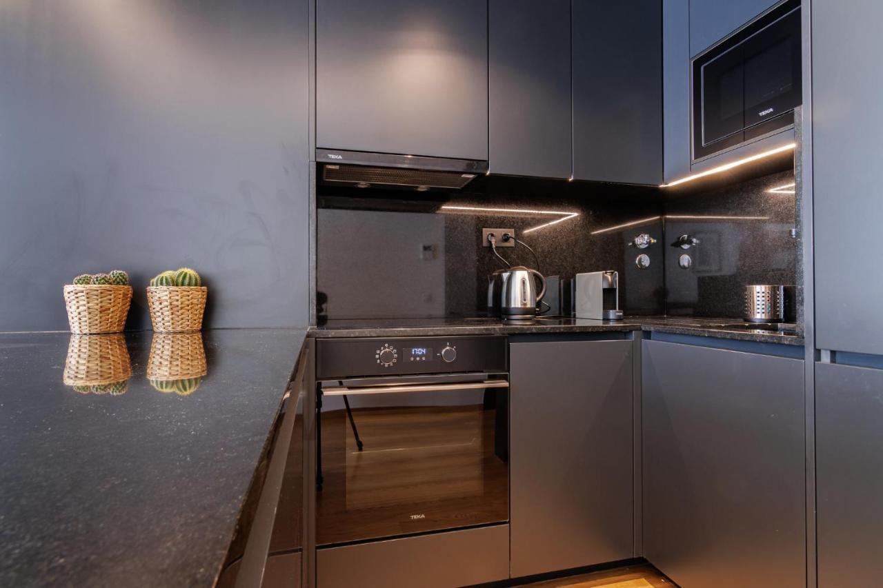 New Camoes Deluxe Apartment With Ac And Free Parking OOporto Exteriör bild