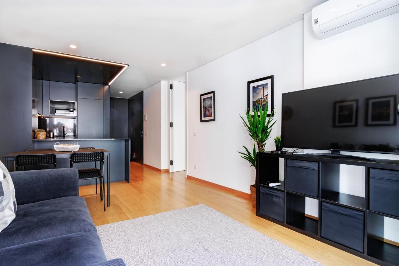 New Camoes Deluxe Apartment With Ac And Free Parking OOporto Exteriör bild
