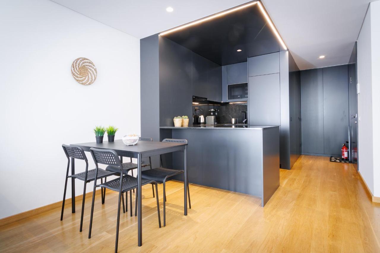 New Camoes Deluxe Apartment With Ac And Free Parking OOporto Exteriör bild